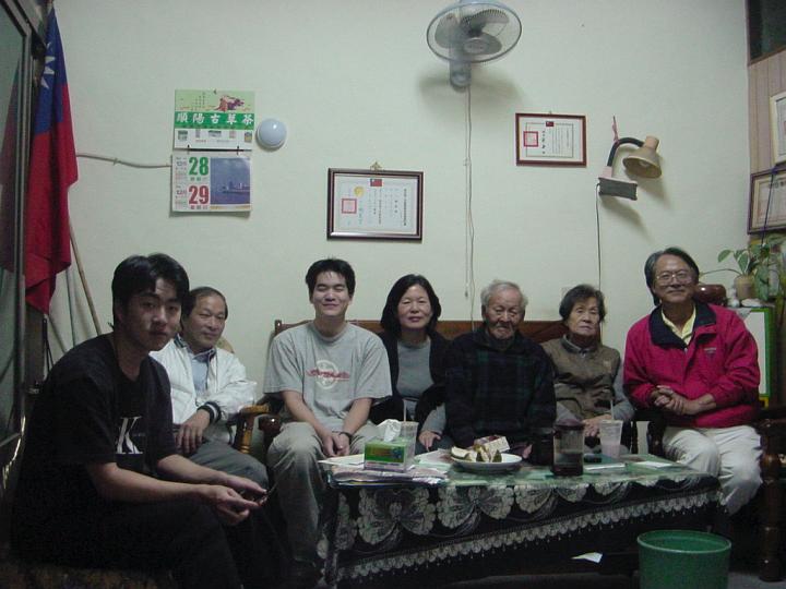 DSC00065.jpg - one of the last pictures I had with my grandfather.